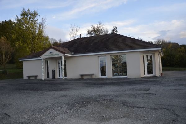 DSC0175 Photo de l'agence Pompes Funèbres Sahut - Manzat